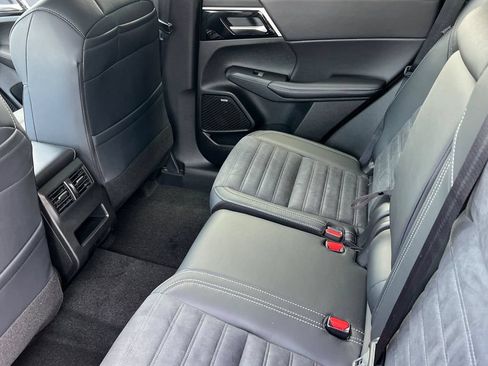 New 2026 Mitsubishi Outlander SE AWD/4WD image 13