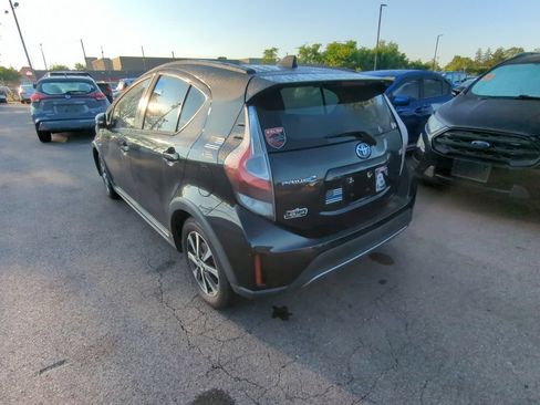Used 2018 Toyota Prius C Two FWD image 4