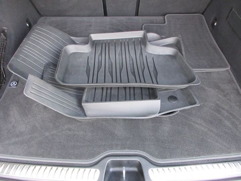 Used 2023 Mercedes-Benz GLC 300 4MATIC image 53