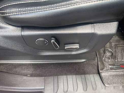 Used 2018 Ford F150 Lariat AWD/4WD image 39