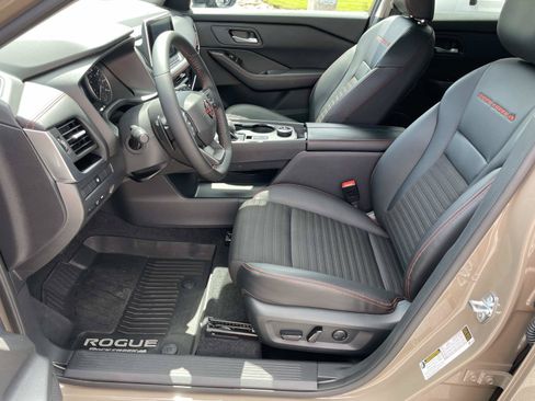 Used 2025 Nissan Rogue SV w/ Rock Creek Premium Package AWD/4WD image 16