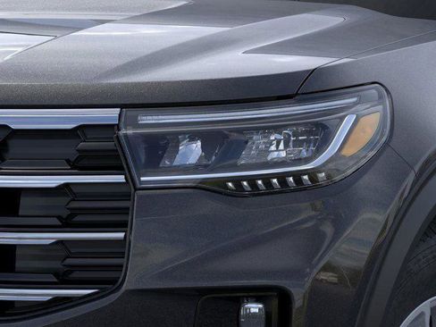 New 2026 Ford Explorer Active w/ Active Comfort Package RWD image 18