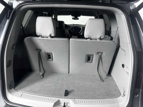 Used 2021 GMC Acadia SLT w/ Preferred Package image 33