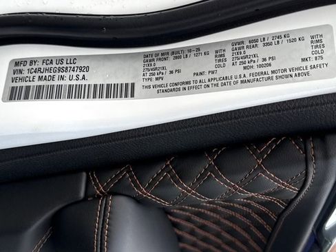 New 2025 Jeep Grand Cherokee Summit image 20