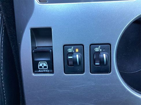 Used 2021 Toyota 4Runner SR5 Premium w/ Moonroof Package image 24