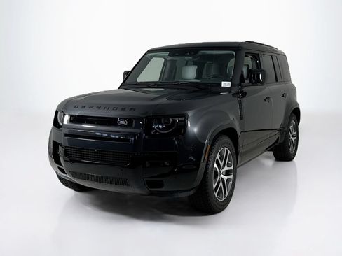 Used 2026 Land Rover Defender 110 X-Dynamic SE AWD/4WD image 1