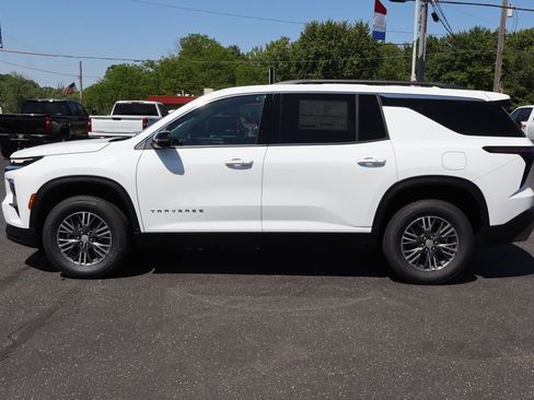 New 2026 Chevrolet Traverse LT w/ Driver Confidence Package AWD/4WD image 27