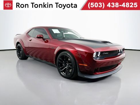 Used 2023 Dodge Challenger R/T Scat Pack RWD image 1