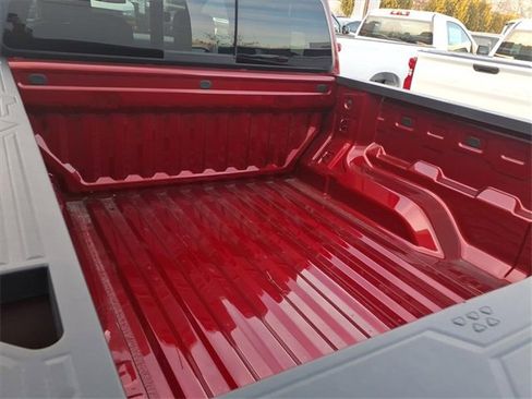 Used 2024 Chevrolet Colorado LT w/ LT Convenience Package III image 20