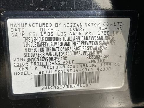 Used 2021 Nissan Versa SV image 34