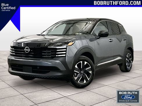 Used 2025 Nissan Kicks SV image 1