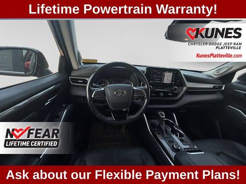 Used 2020 Toyota Highlander Limited AWD/4WD image 15