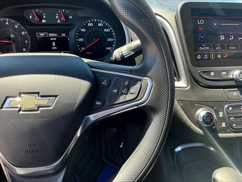 Used 2023 Chevrolet Malibu LT FWD image 13