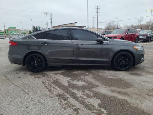 Used 2019 Ford Fusion SE w/ Equipment Group 151A image 7