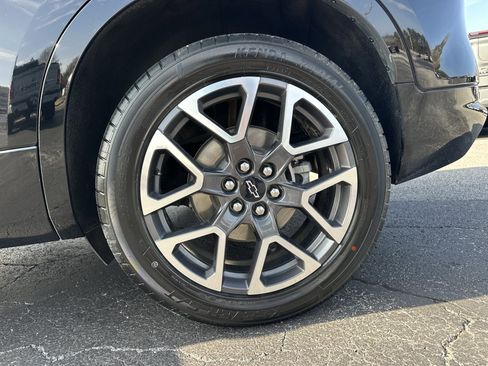 Certified 2023 Chevrolet Blazer RS w/ Driver Confidence II Package image 20