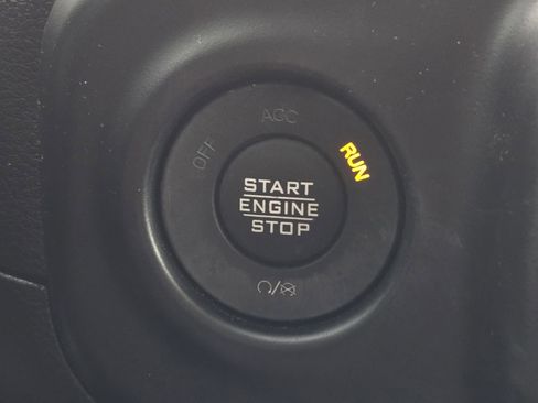 Used 2023 Jeep Wrangler Sport AWD/4WD image 19