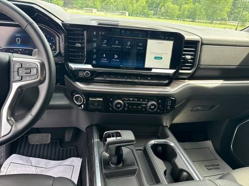 Used 2025 Chevrolet Silverado 1500 LTZ w/ Technology Package AWD/4WD image 18