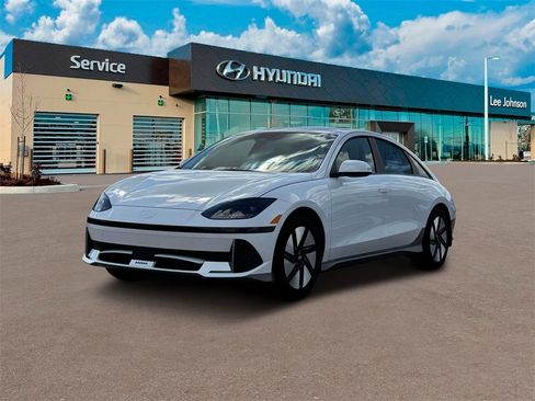 New 2025 Hyundai Ioniq 6 SE image 1