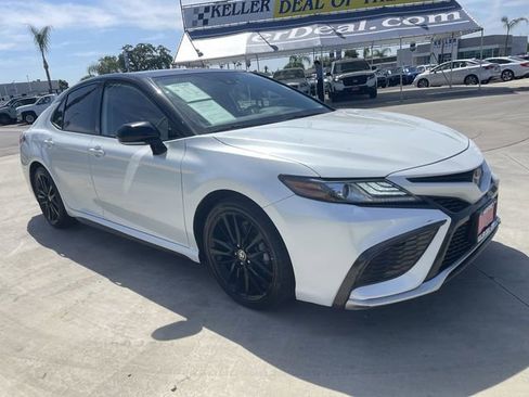 Used 2021 Toyota Camry XSE FWD image 2