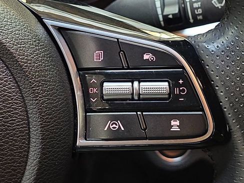 Used 2024 Kia Forte GT-Line image 31