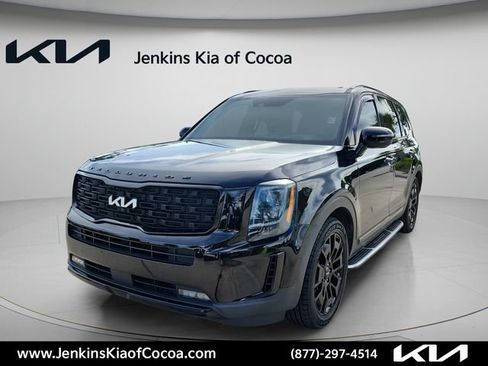 Certified 2022 Kia Telluride SX w/ SX Prestige Package AWD/4WD image 11