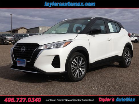 Used 2024 Nissan Kicks SV image 32