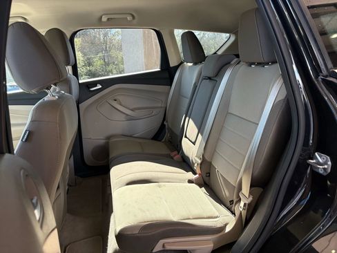 Used 2015 Ford Escape SE image 10
