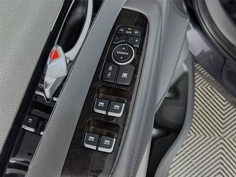 Used 2016 Kia Sorento EX w/ EX Premium Package FWD image 18