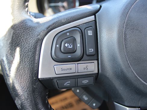 Used 2017 Subaru Forester 2.5i Touring image 27