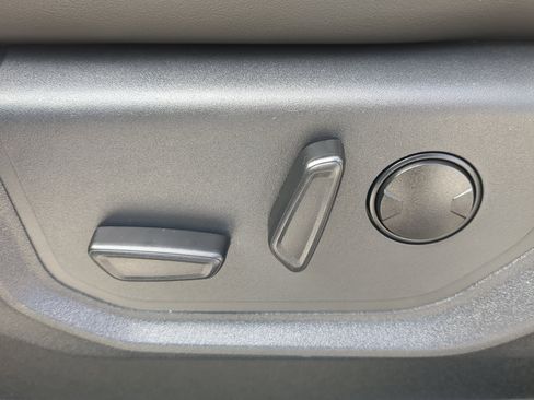 Certified 2024 Ford Expedition Max XLT RWD image 30