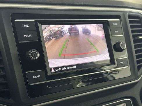 Used 2023 Volkswagen Atlas Cross Sport SE FWD image 17