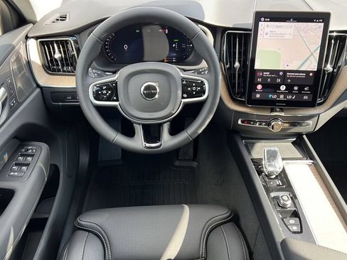 New 2026 Volvo XC60 T8 Ultra w/ Protection Package Premier AWD/4WD image 14
