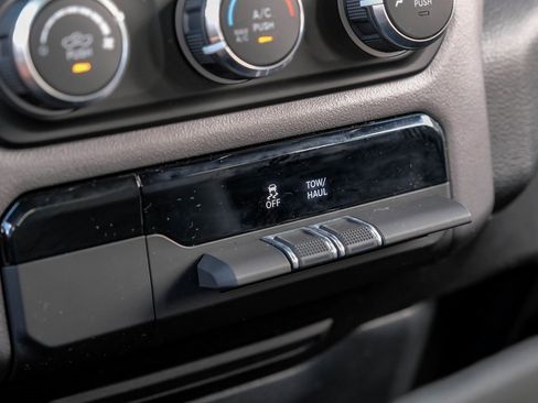 Used 2021 RAM 1500 Big Horn image 35