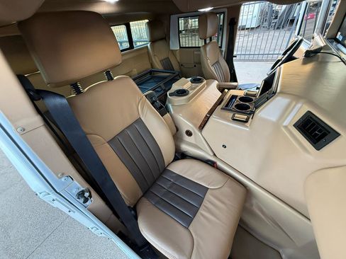 Used 2001 HUMMER H1 4-Door Hard Top image 49