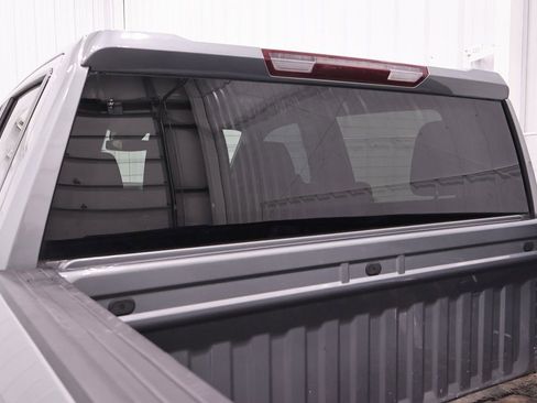 Used 2024 Chevrolet Silverado 1500 LT image 33