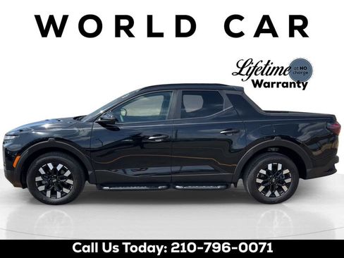 Used 2025 Hyundai Santa Cruz SEL FWD image 4