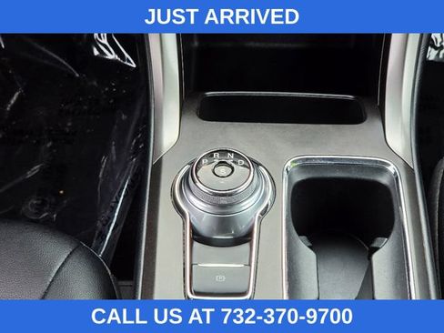 Used 2017 Ford Fusion SE w/ Equipment Group 201A FWD image 29