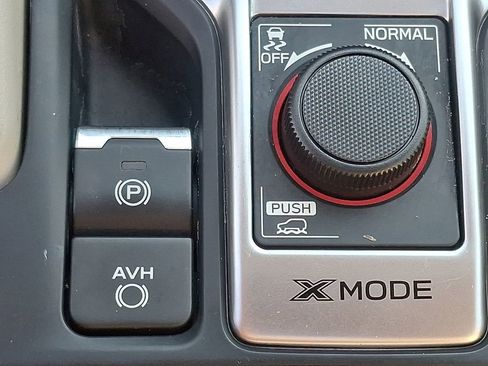 Used 2020 Subaru Forester Premium image 24