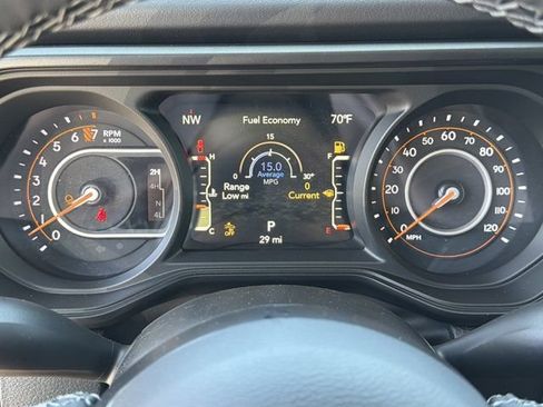 New 2026 Jeep Gladiator Rubicon w/ Technology Group AWD/4WD image 27
