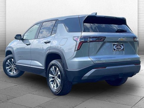 Used 2026 Chevrolet Equinox LT FWD image 10