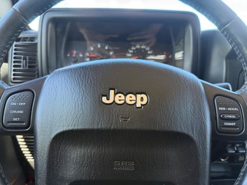 Used 2005 Jeep Wrangler Unlimited AWD/4WD image 18