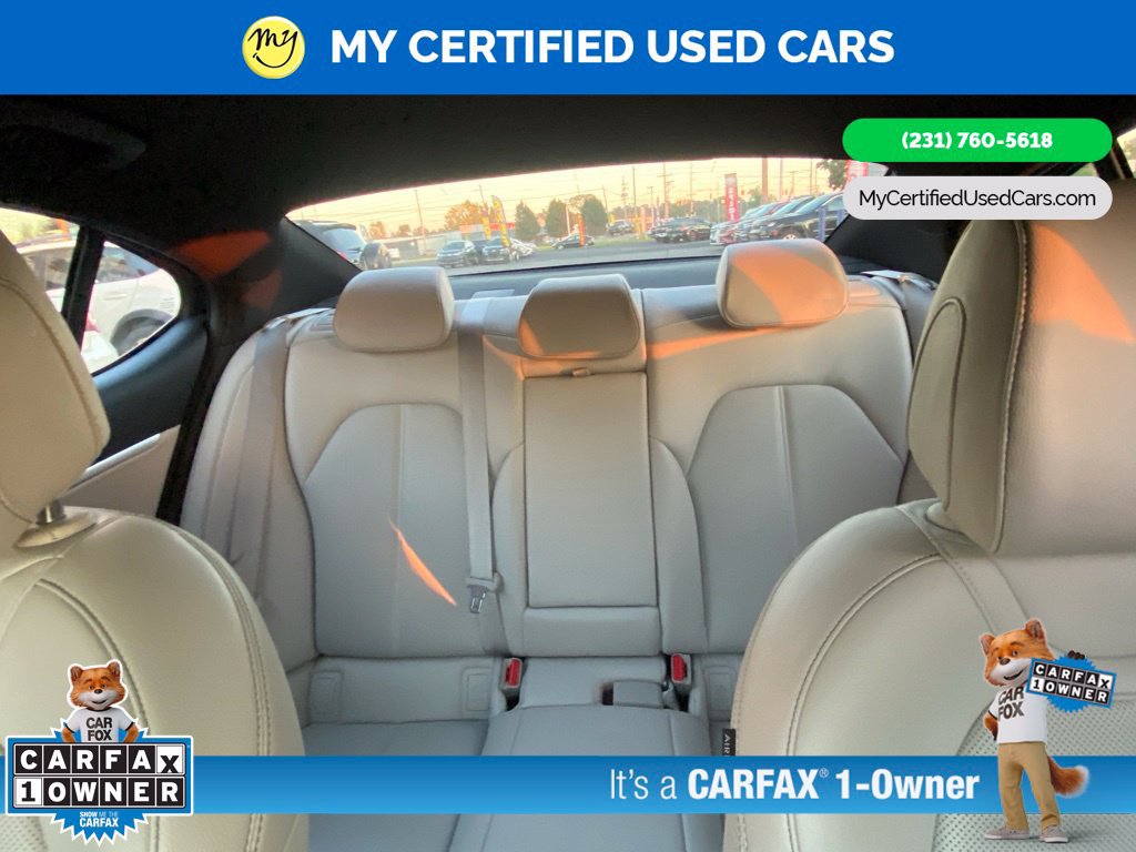 Used 2025 Genesis G70 2.5T RWD image 15