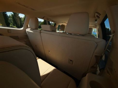 Used 2017 Toyota Highlander Limited AWD/4WD image 46