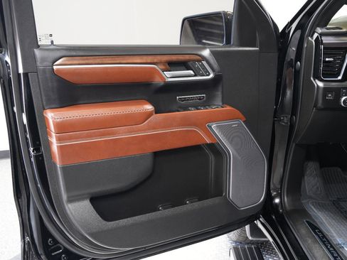 Used 2022 GMC Sierra 1500 Denali Ultimate image 25