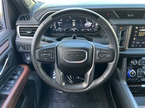 Used 2024 GMC Yukon XL Denali Ultimate AWD/4WD image 30