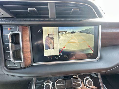 Used 2024 GMC Yukon Denali Ultimate image 15