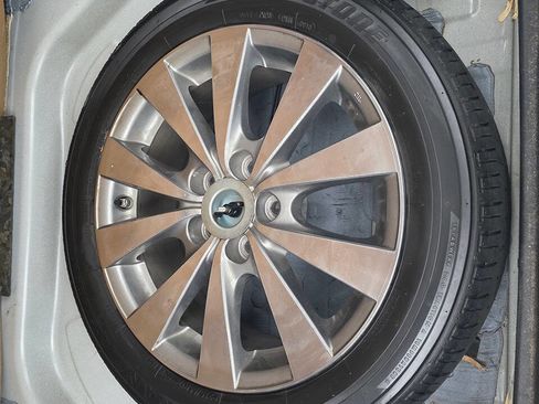 Used 2011 Toyota Avalon Limited image 41