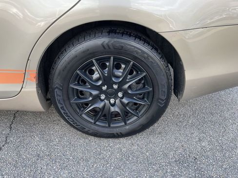 Used 2009 Toyota Camry Hybrid FWD image 10