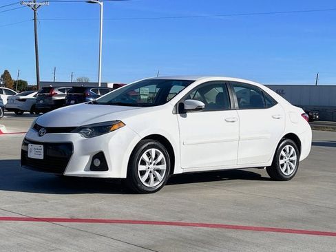 Used 2014 Toyota Corolla S image 2
