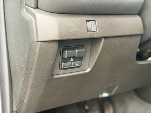 Certified 2023 Chevrolet Colorado Z71 w/ Z71 Convenience Package 2 image 7